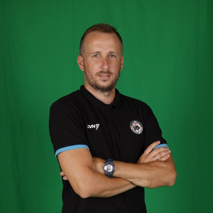 Stručni štab fudbalskog kluba IMT, fudbalski trener Bojan Miletić